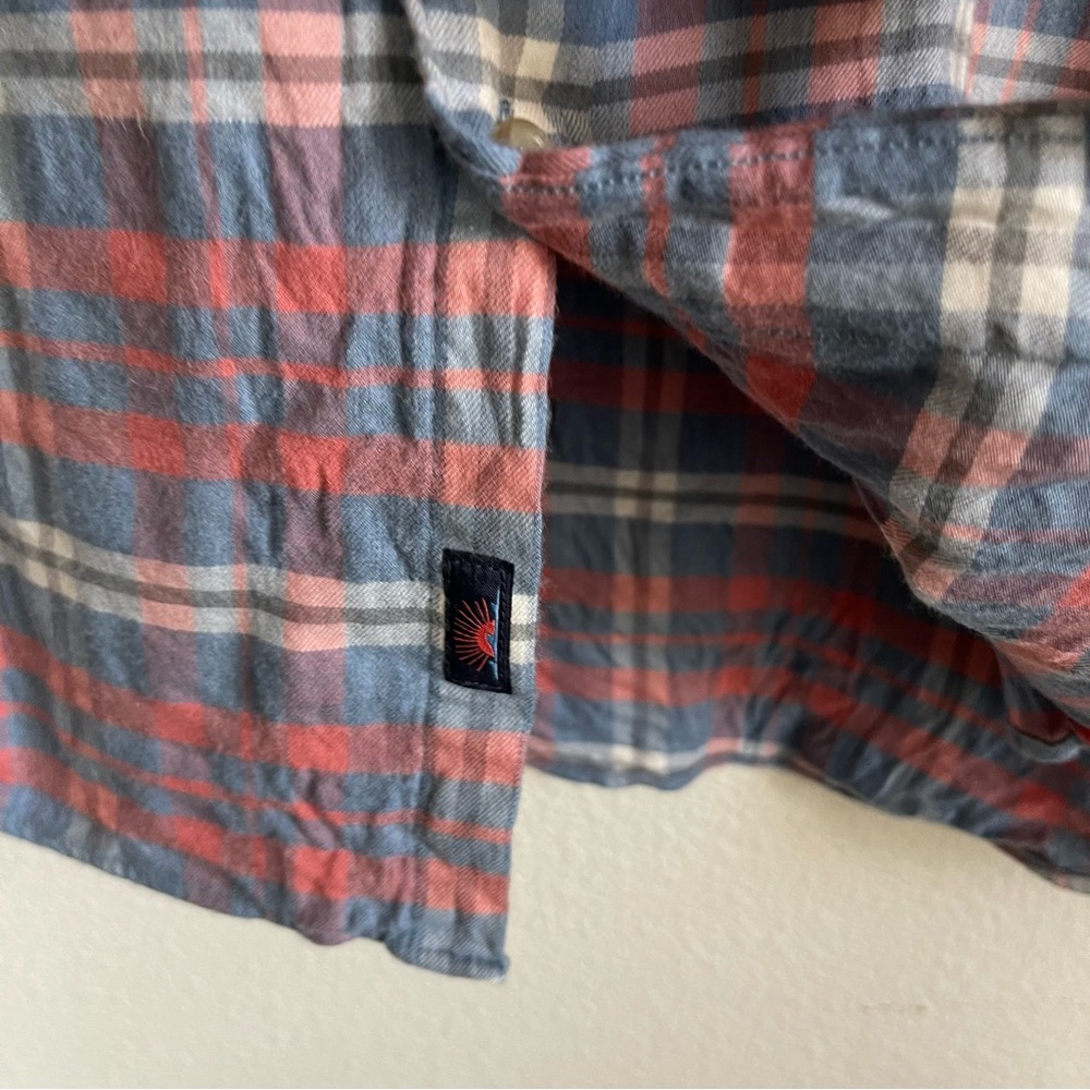 Faherty Button Down Long Sleeve Front Pocket Shirt - image 5